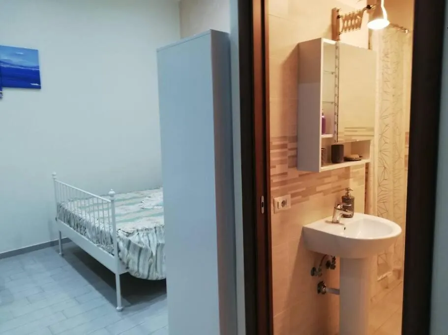 Mama Guest House Napoli 0*, Naples Italy